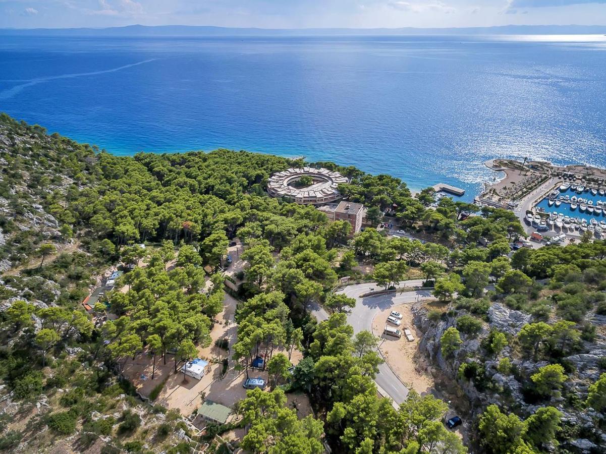 Apartment Mare Krvavica Bagian luar foto