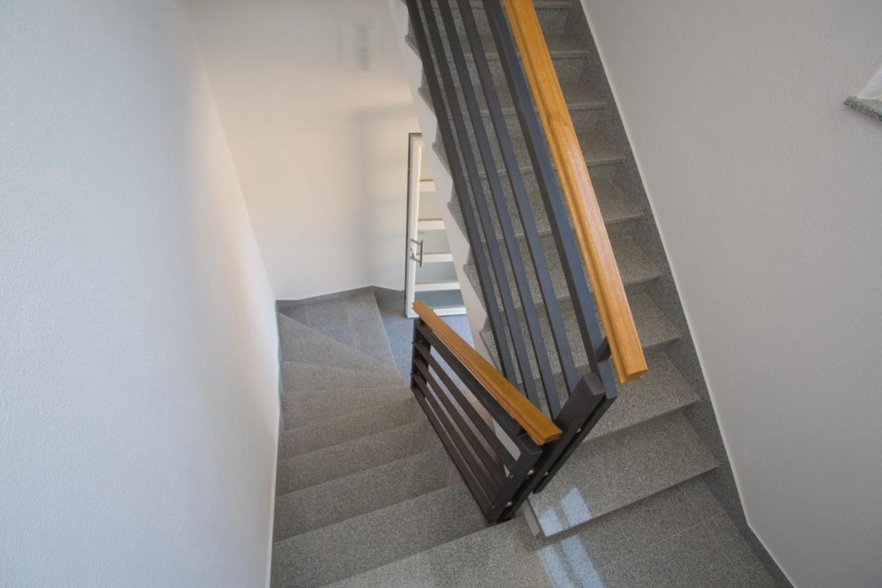 Apartment Mare Krvavica Bagian luar foto